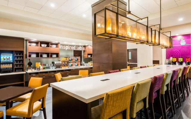 Home2 Suites by Hilton Atlanta Downtown