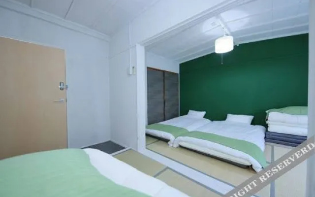 Raku Hostel Osaka