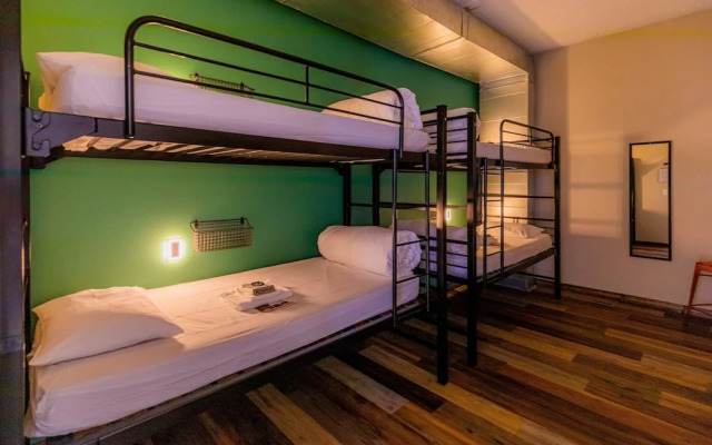 Pintler's Portal Hostel