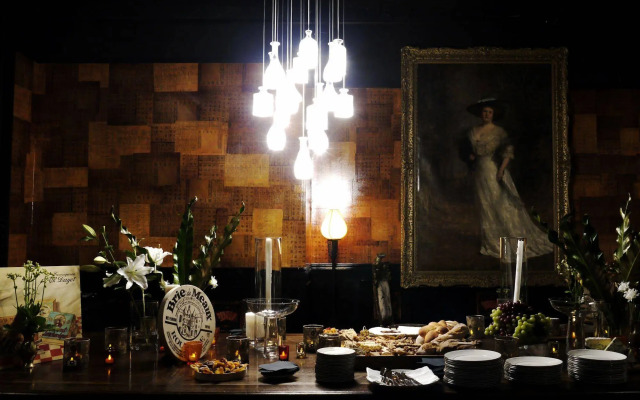 Museum Apartment Hotel, Independent Collection by EVT