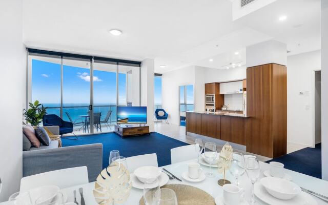 Chevron Renaissance - Q Stay