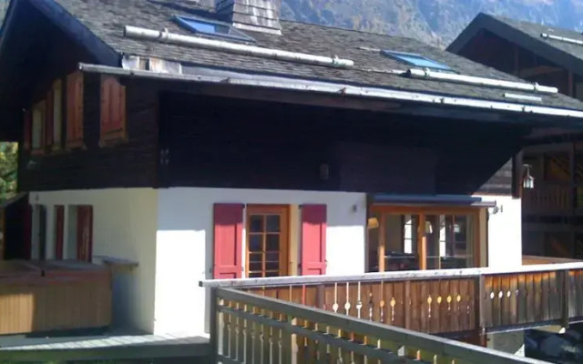 Chalet Chantey Mourry
