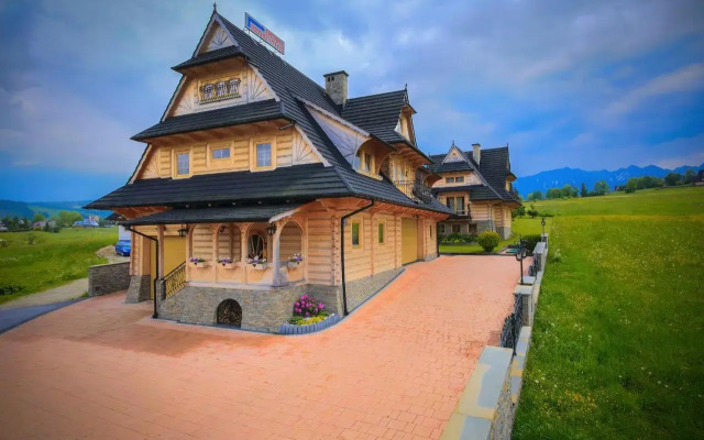Folk Resort Domki i Apartamenty