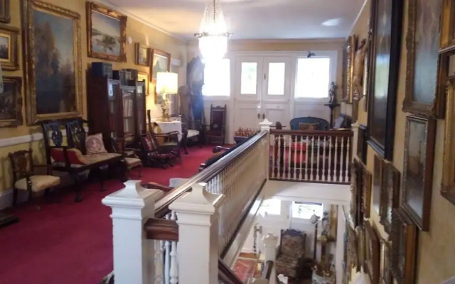 The Inn At Brevard - Bed And Breakfast - Adult Only