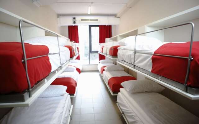 City Express Hostel