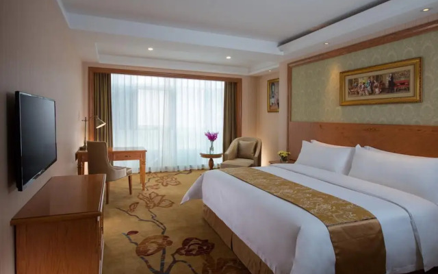 Kyriad Marvelous Hotel (Shenzhen North Railway Station One City Center)