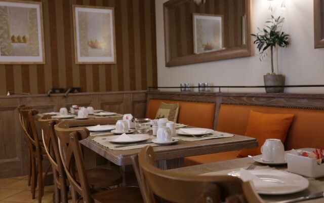 Gamila Rocks Mountain Hotel