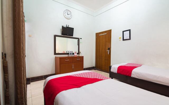 Sinergi Hotel Tretes by OYO Rooms