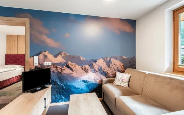 Apartment in Wald im Pinzgau With Pool