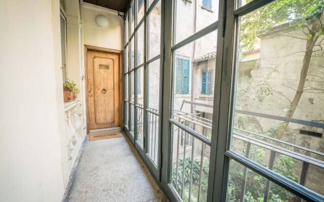 Bright Apartments Verona - Cattaneo Historical
