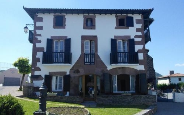 hotelImage