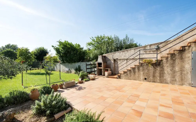 Can Cirera, Rural House In Girona