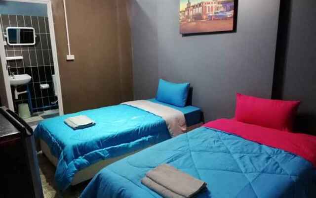 E2S Place