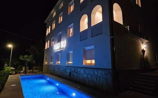 Villa Gaj