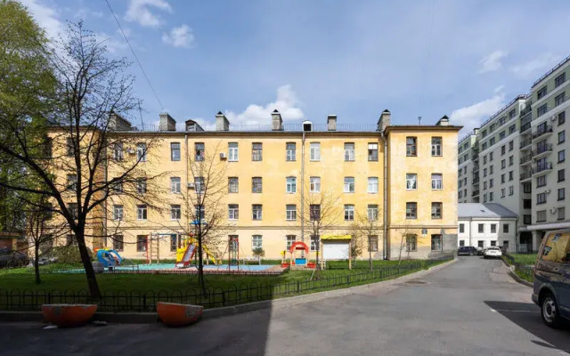 Апартаменты 1912 на пр. Офицерский 8