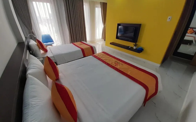 The Six Hotel