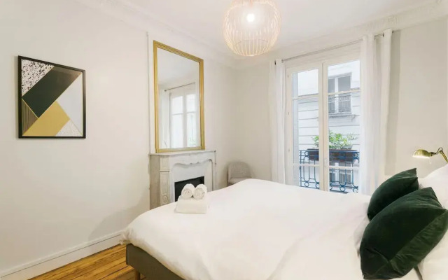 Central Paris 1BR near Palais Royal