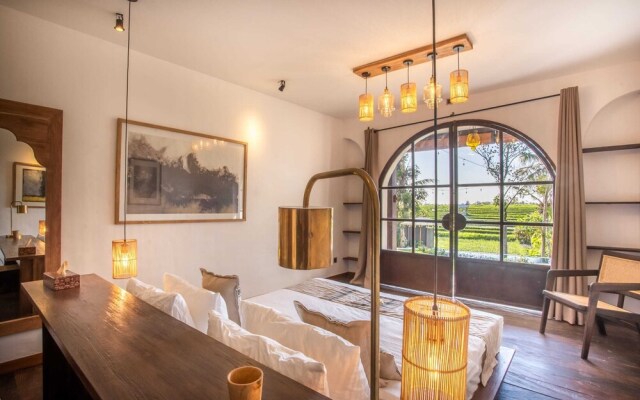 Outstanding Villas Complex, 9 BR, Canggu With Staff