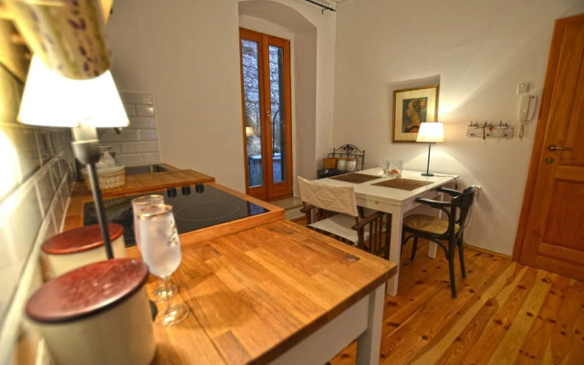 Leko in Rovinj With 1 Bedrooms and 1 Bathrooms