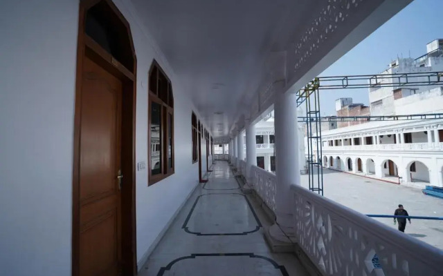 Shakuntala Palace Heritage Hotel