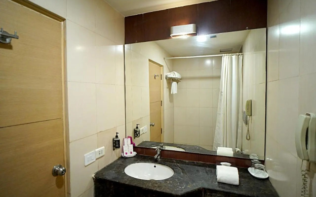 Sk Klyde Grand Hotel