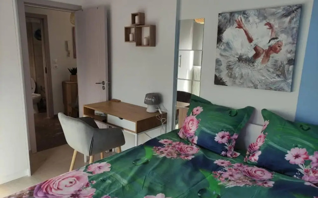 The Modern, Cozy Appartment Near the Portof Patras