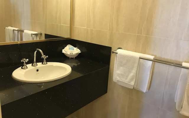 Albury Georgian Motel & Suites