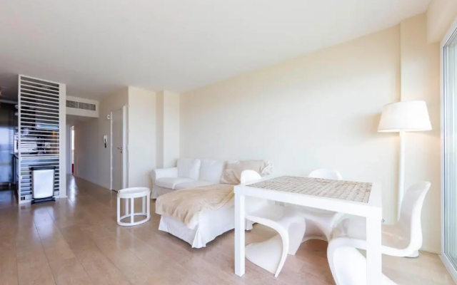 Appartement 70 m2 face à la mer, dernier étage, au bord des plages - Apartment in Cannes - Photo 4