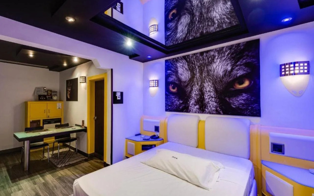 Zouk Hotel - Adults Only