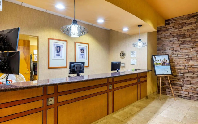 La Quinta Inn & Suites by Wyndham Vancouver