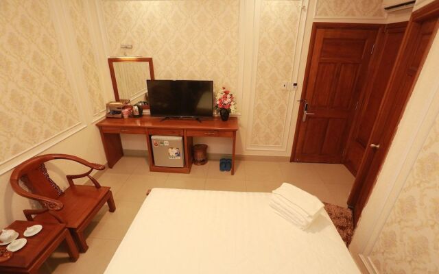 Thanh Tai Hotel 1
