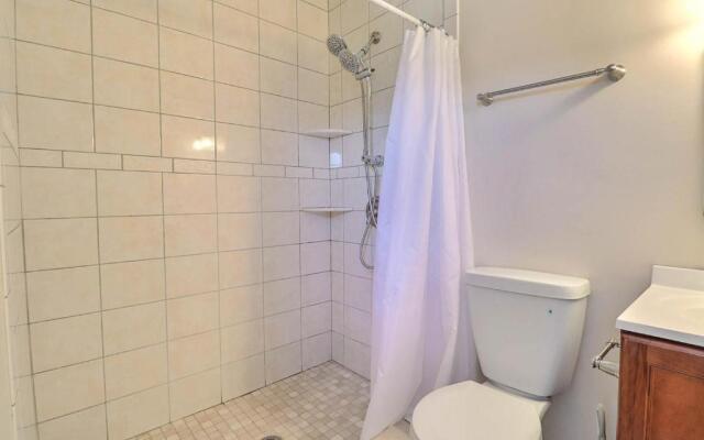 4011 - The Dog`s House