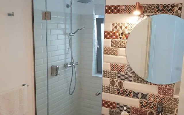 Wave 2 Promenada Apartments