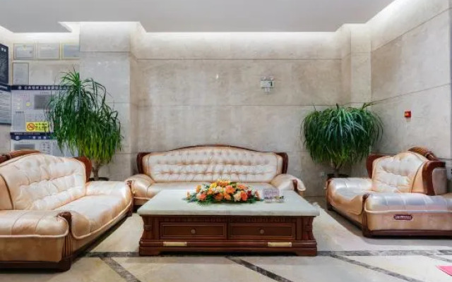 LinCang Jiayi Jinhui Hotel (Municipal People's Government Branch)