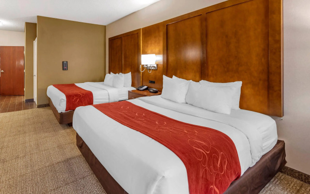 Comfort Suites Near Six Flags Magic Mountain