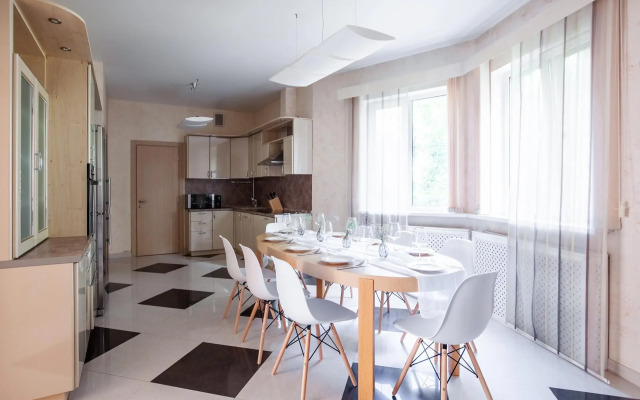 Дом Звезда 2000