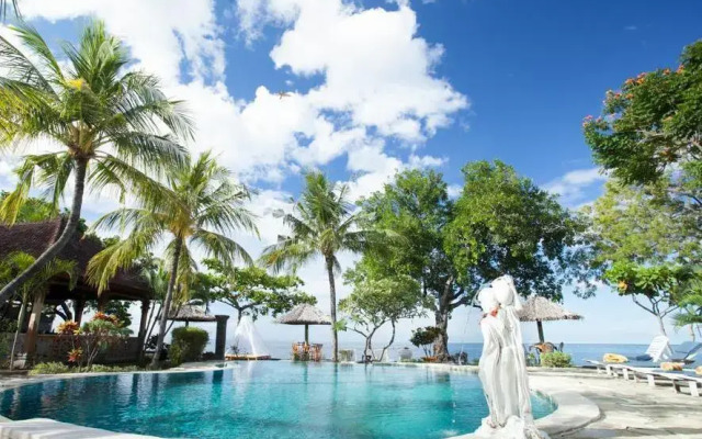 Segara Bukit Seaside Cottages