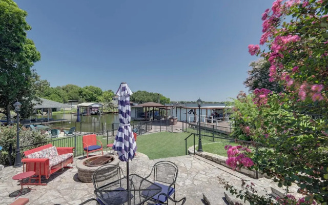 Waterfront Home on Private Lake Granbury Cove