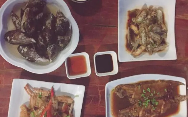 Song of Dongji Hostel