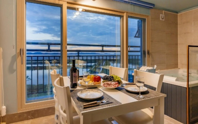 Ganghwado Pension Some