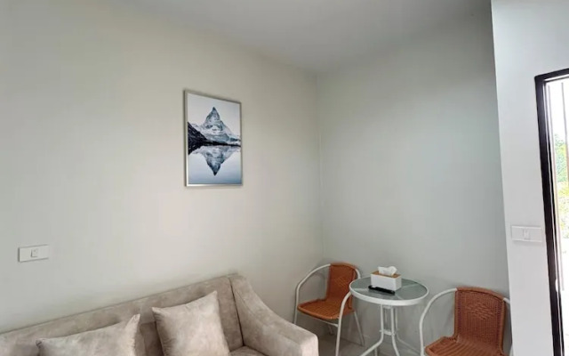 Lela Home