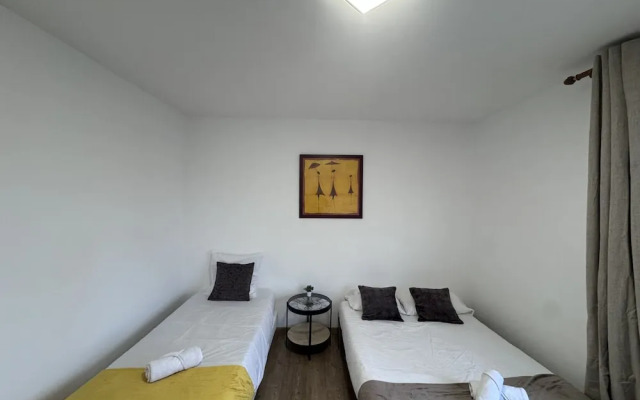 Quiet Retreat for 7 in Loire