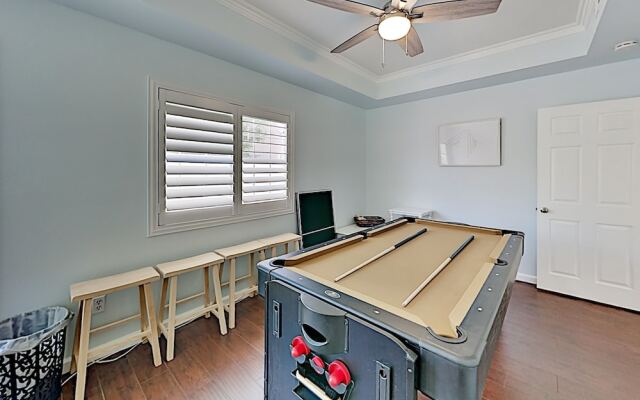 2399chat 4 Bedroom Home