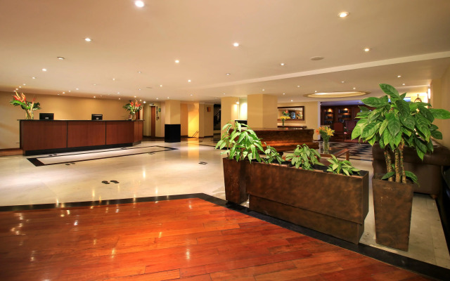 Hotel Windsor House Inn By GEH Suites