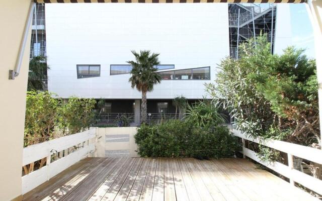 Appartement Balaruc-les-Bains, 1 pièce, 2 personnes - FR-1-553-128