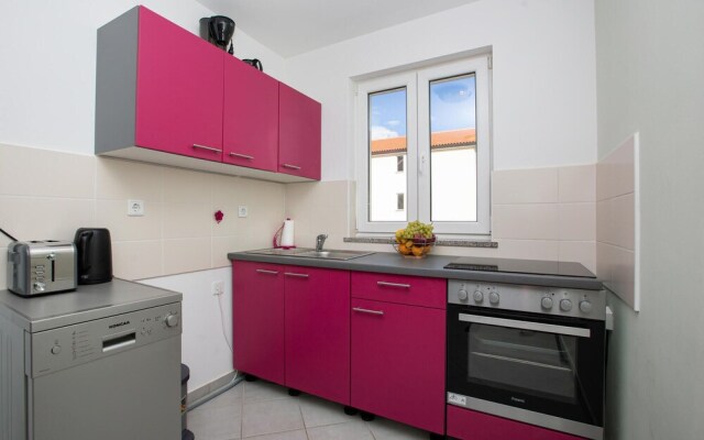 Stunning Home in Cizici With Wifi and 2 Bedrooms
