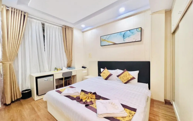 Truc Huyen Hotel