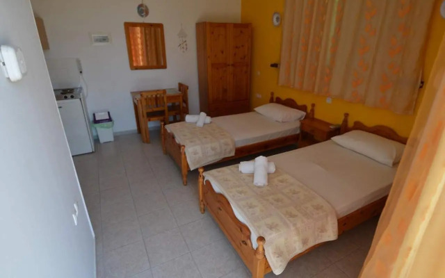 Marianthi Studios Stegna