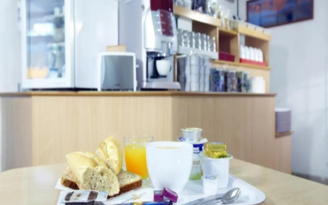 FASTHOTEL Reims Est - Taissy