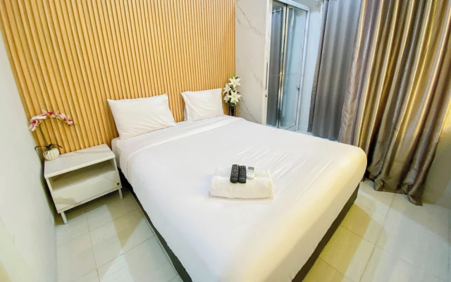 Nice And Cozy Studio At Amartha View Apartment